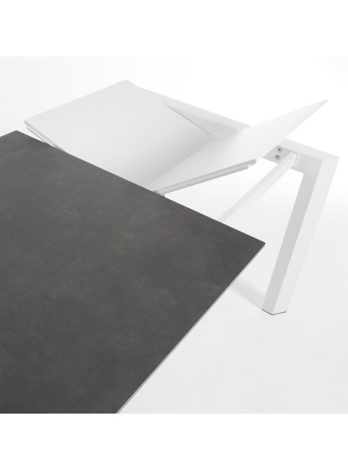 mesa extensible color blanco y negro