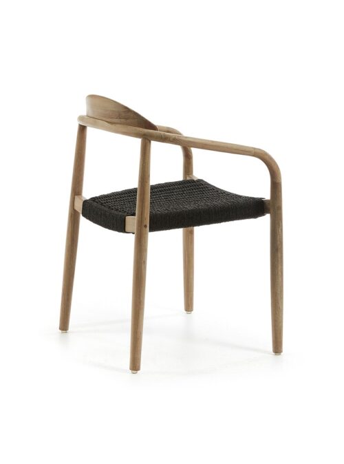 silla de madera con asiento tejido