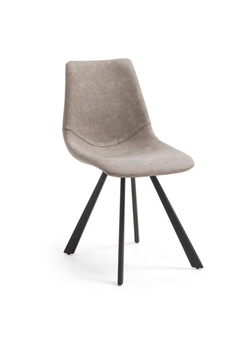 silla de tela con patas de madera de color oscuro